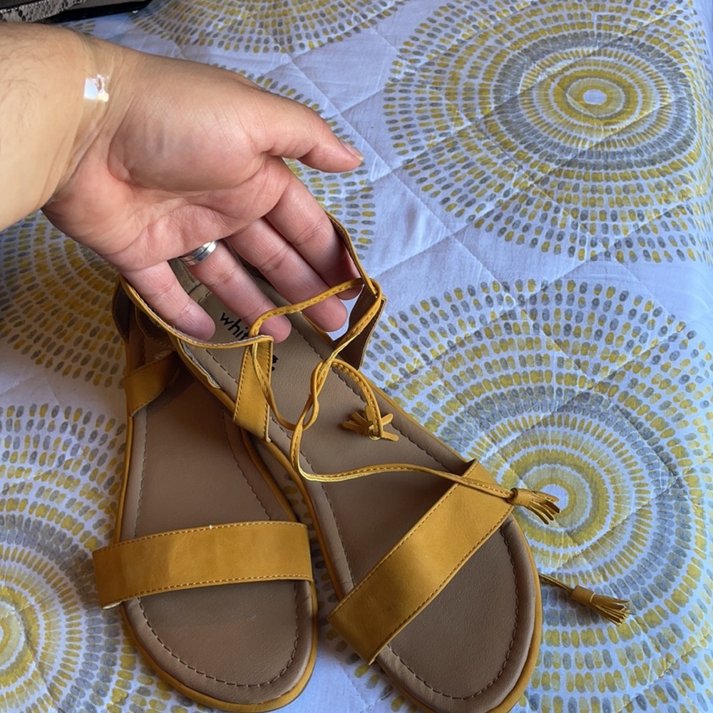 Sandals - Picture 2 of 3